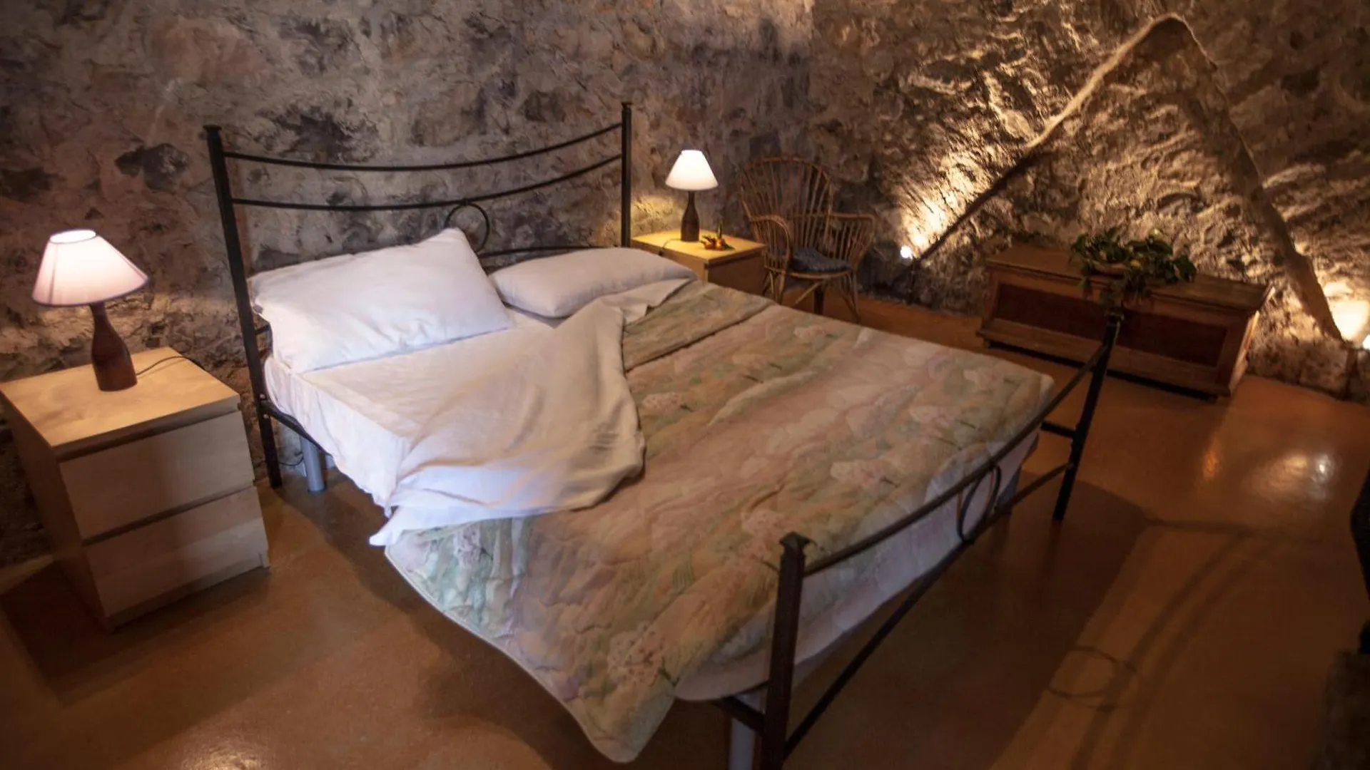 Pra De La Fam B&B Tignale Bed & Breakfast
